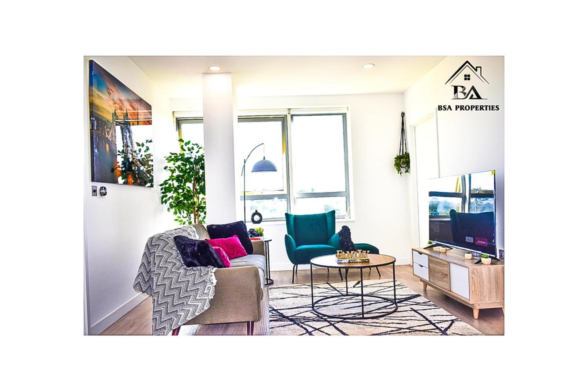 City Centre Apartment Close To Ascot & Legoland Sleep Upto 4 Guests - Parking On Request! Bracknell Esterno foto