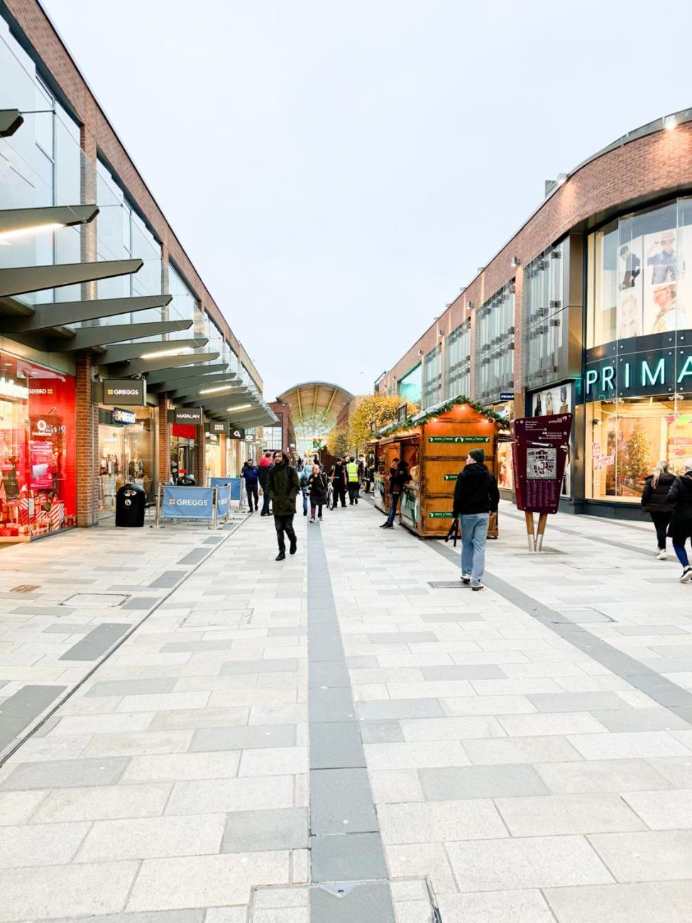 City Centre Apartment Close To Ascot & Legoland Sleep Upto 4 Guests - Parking On Request! Bracknell Esterno foto