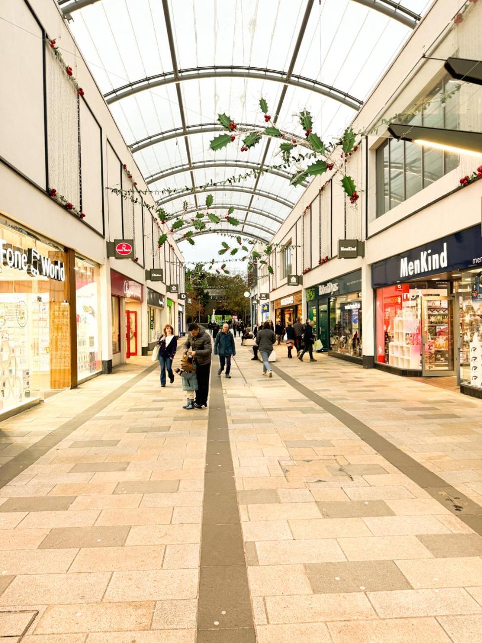City Centre Apartment Close To Ascot & Legoland Sleep Upto 4 Guests - Parking On Request! Bracknell Esterno foto